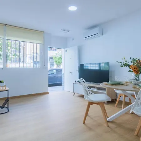 Апартаменти La Muralla De *